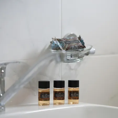 Ξενοδοχείο με διαμερίσματα Grand Dodo's Triada Seaview Αγία Τριάδα