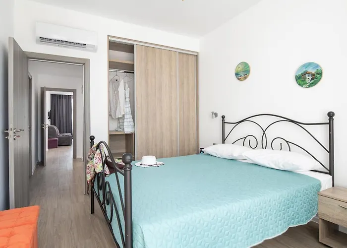 Grand Dodo's Triada Seaview Agia Triada (Thessaloniki)